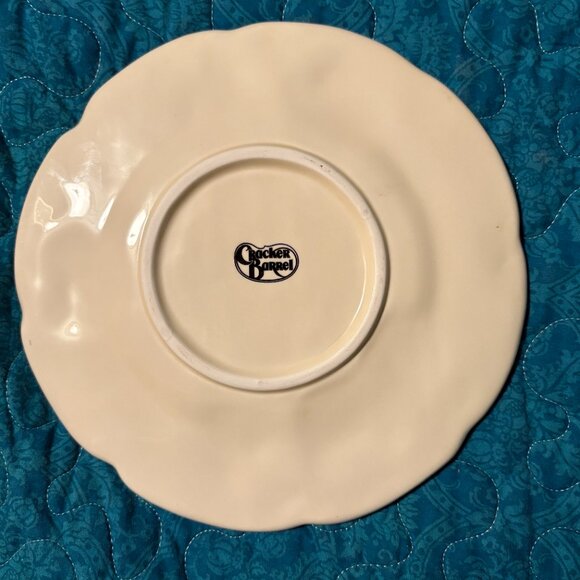 Cracker Barrel Red Apple Pattern Ruffled Edge Plate 9.5" - Picture 3 of 4